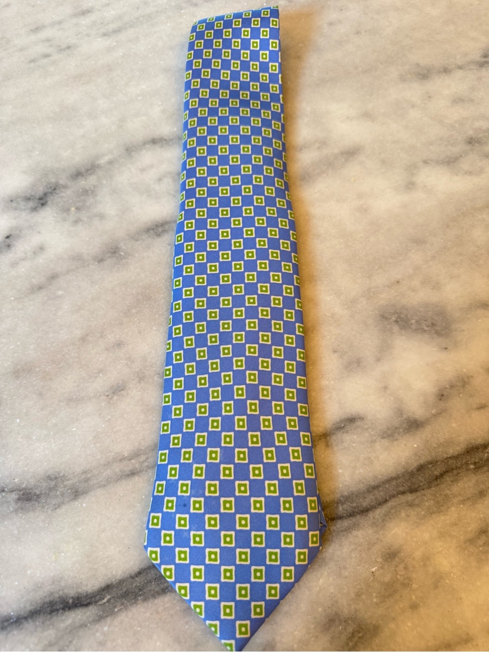 R Hanauser Silk Tie
Blue and green